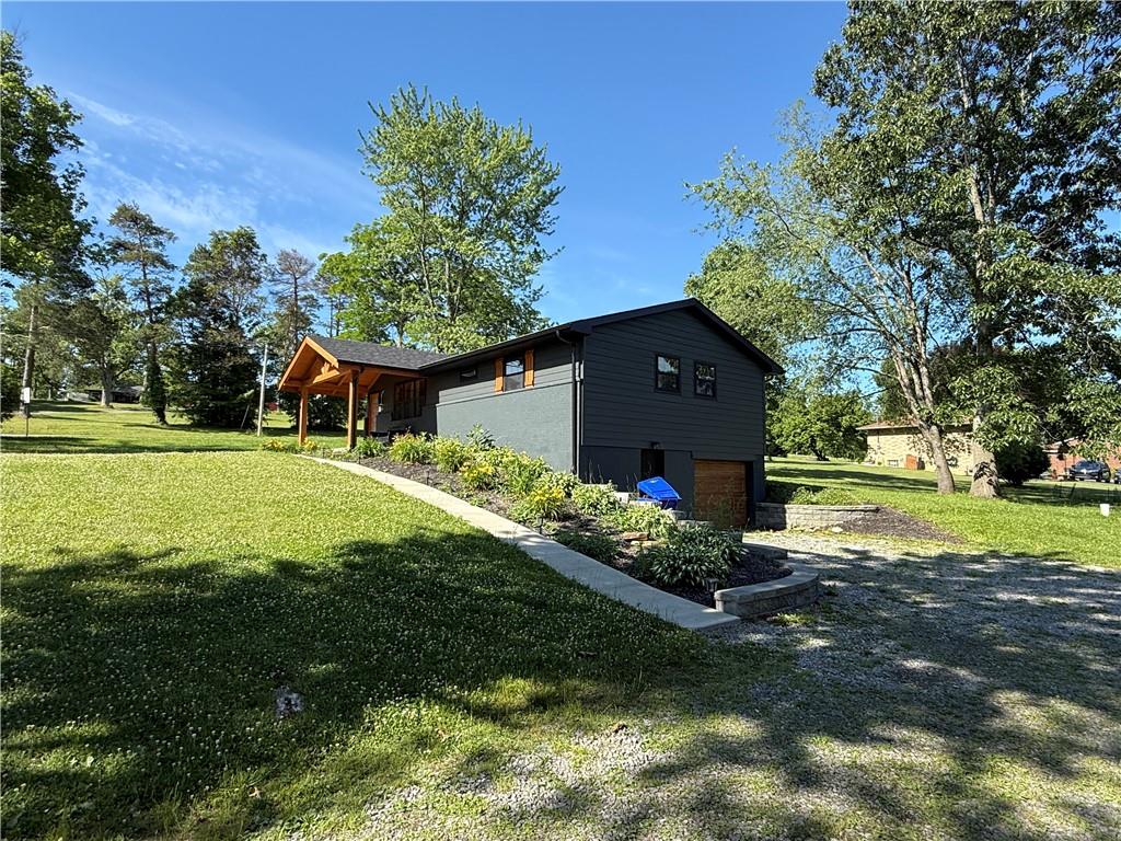 291 Simon Drive Butler, PA 16002 - Photo 4 of 43