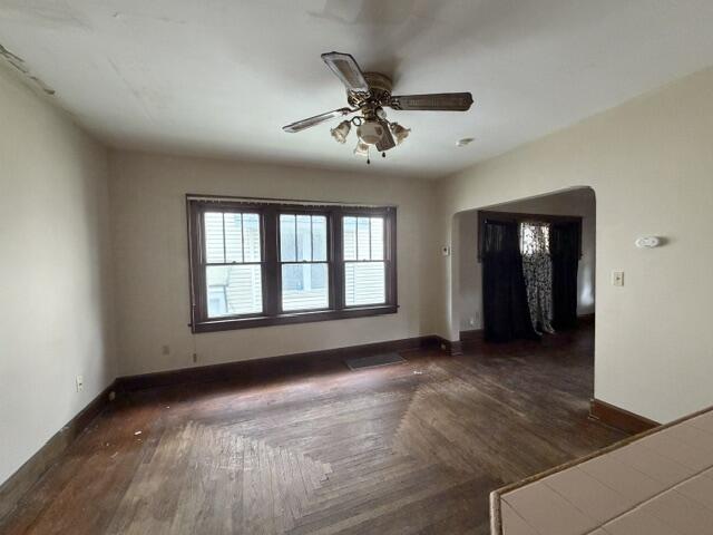 468 East Cecil Street Springfield, OH 45503 - Photo 6 of 22 IMG_2028