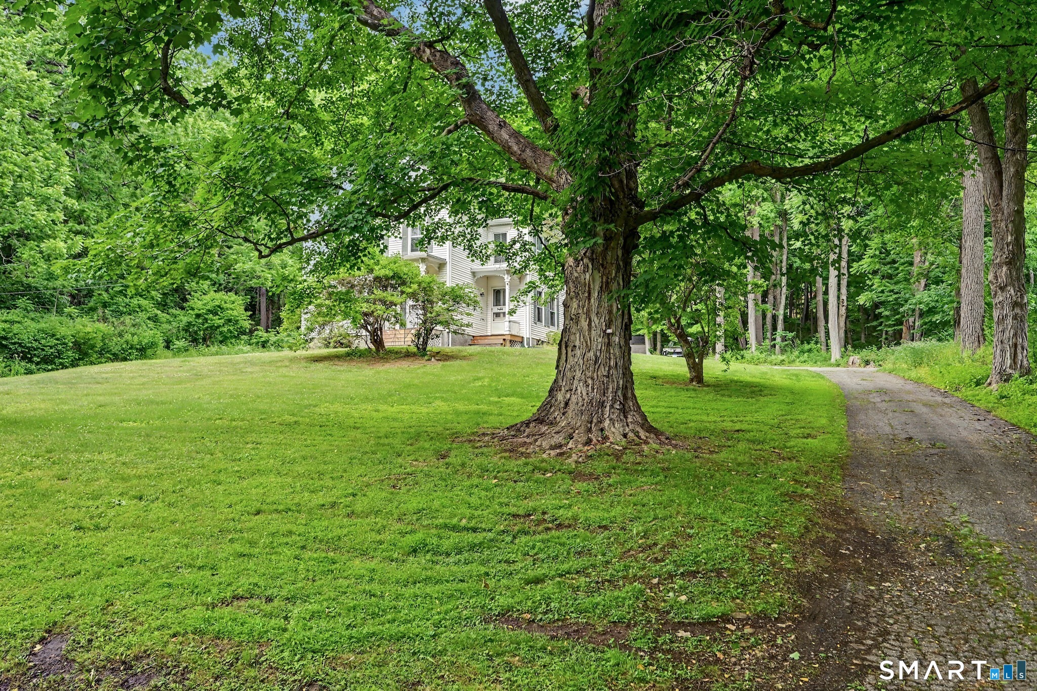 33 Hatch Road Bridgewater, CT 06752 - Photo 32 of 40