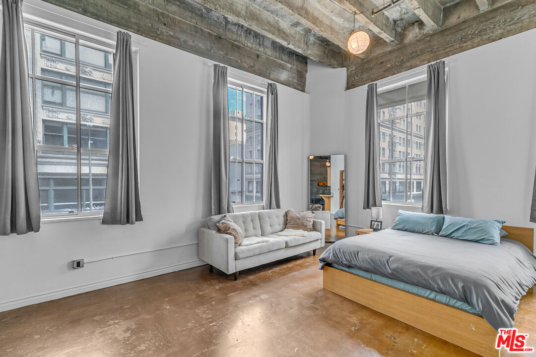 312 West 5th Street, Unit 218 Los Angeles, CA 90013 - Photo 11 of 20