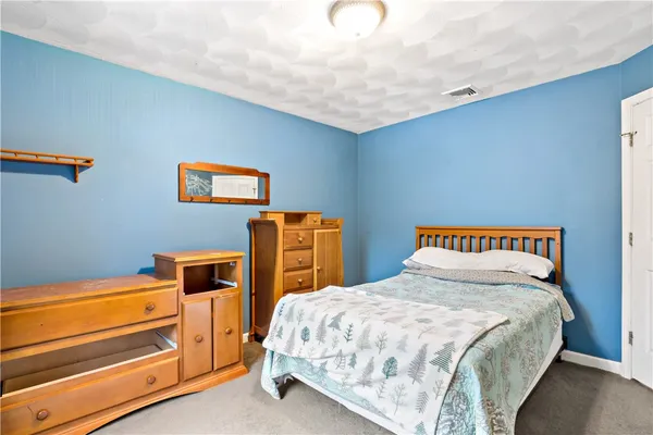 $699,000 | 5 Bracken Hill Court, Richmond, RI 02812