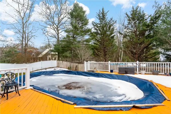 $699,000 | 5 Bracken Hill Court, Richmond, RI 02812