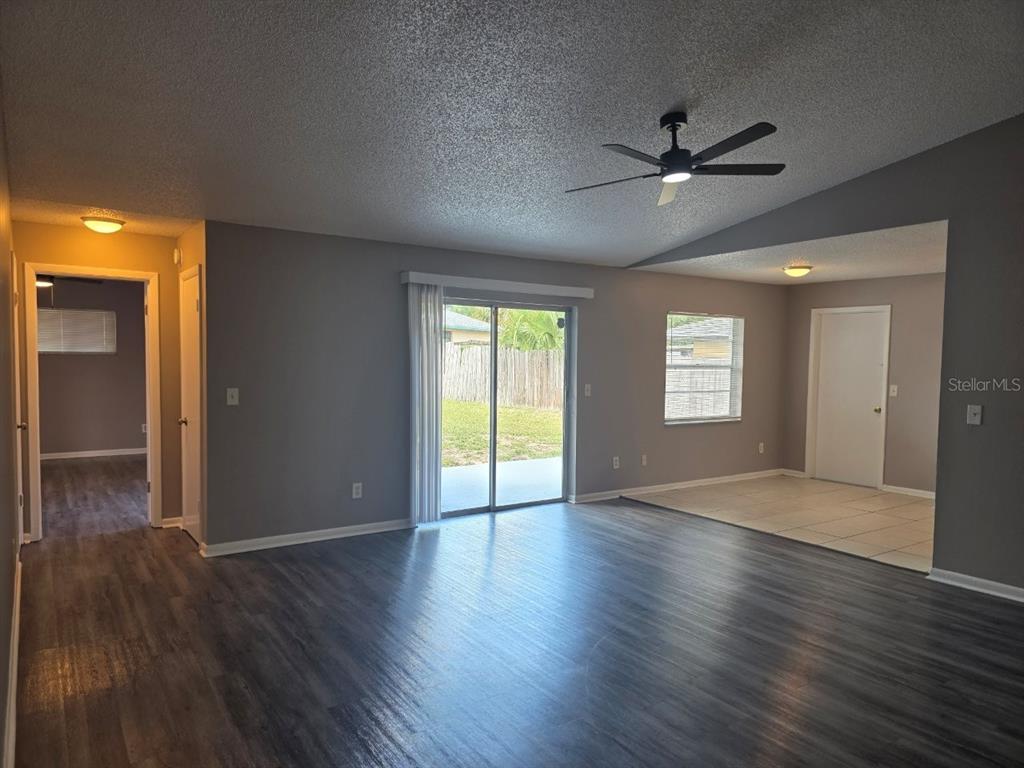 8426 Village Green Road Orlando, FL 32818 - Photo 5 of 46