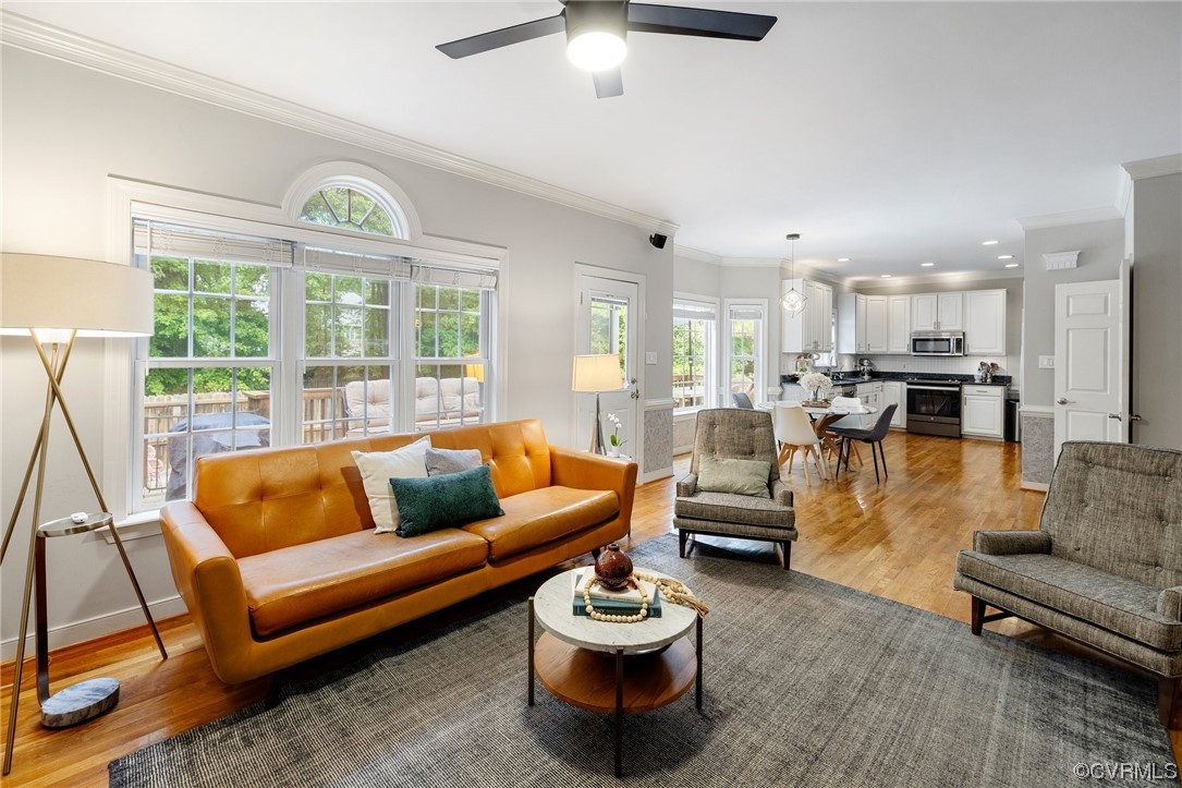 2540 Dunham Road Henrico, VA 23233 - Photo 15 of 40 a living room with furniture and a large window