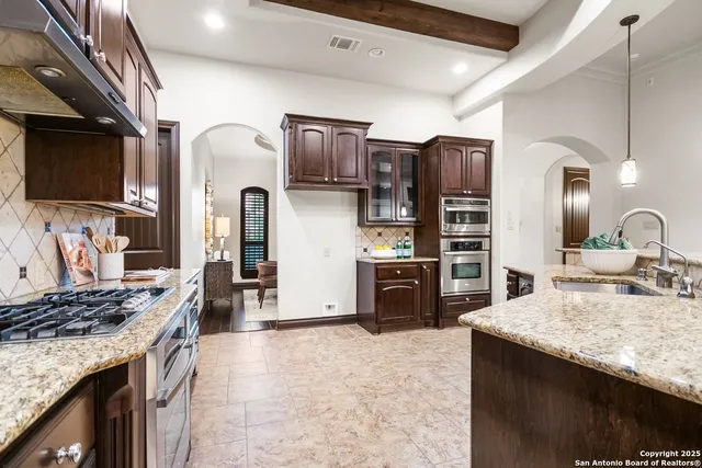$815,000 | 27627 Legacy Woods, Boerne, TX 78015