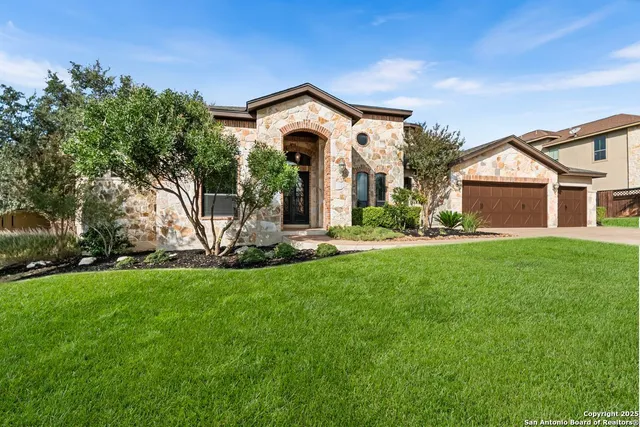$815,000 | 27627 Legacy Woods, Boerne, TX 78015