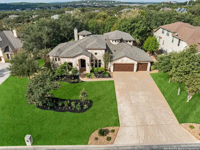 $815,000 | 27627 Legacy Woods, Boerne, TX 78015