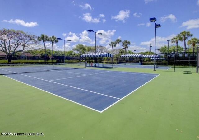7002 70th Way, Unit 7002 West Palm Beach, FL 33407 - Photo 39 of 39 a view of a tennis court
