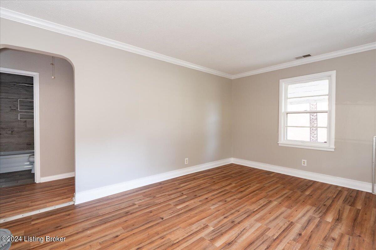 5703 Mt Washington Road Louisville, KY 40229 - Photo 5 of 29 01-FullRes