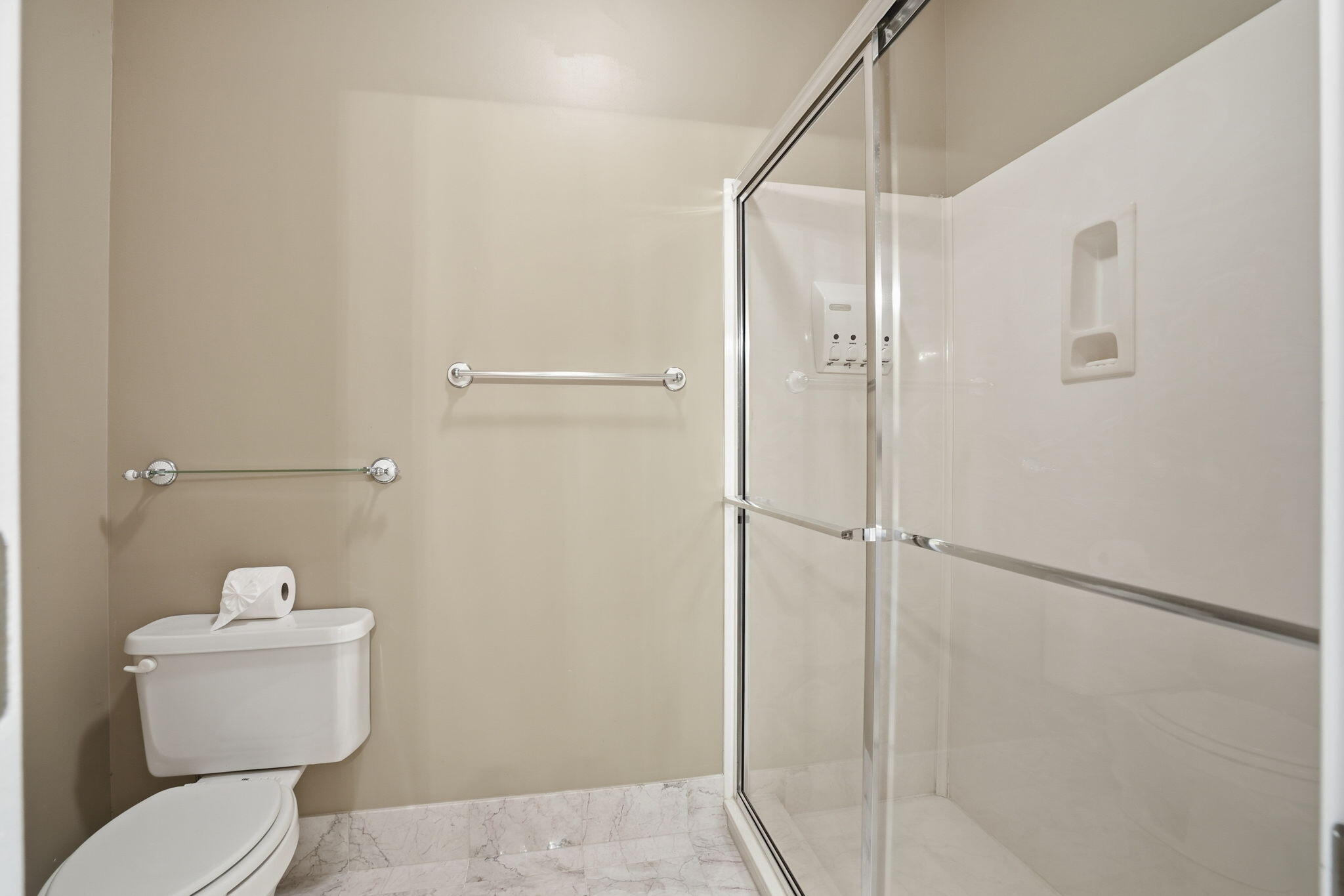 3334 Merion Place Mount Pleasant, SC 29466 - Photo 26 of 59 30-web-or-mls-051_DSC04003