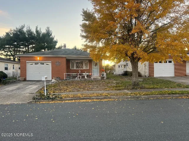 a view of a house with a outdoor space
