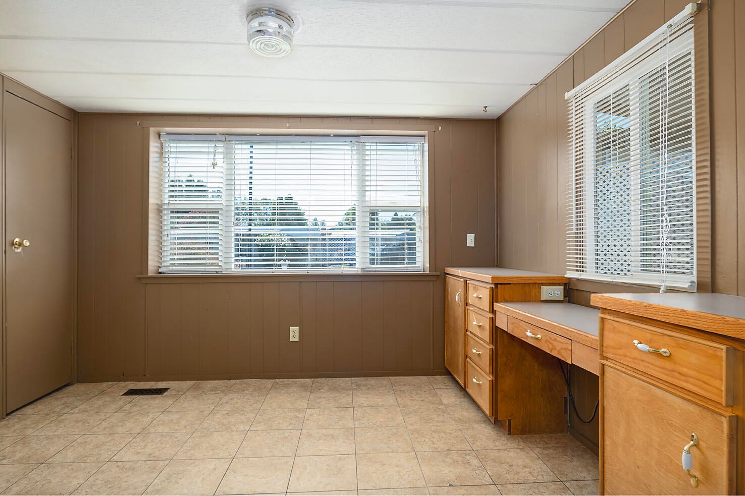2252 Table Rock Road, Unit 230 Medford, OR 97501 - Photo 3 of 30 Table Rock 201002 copy