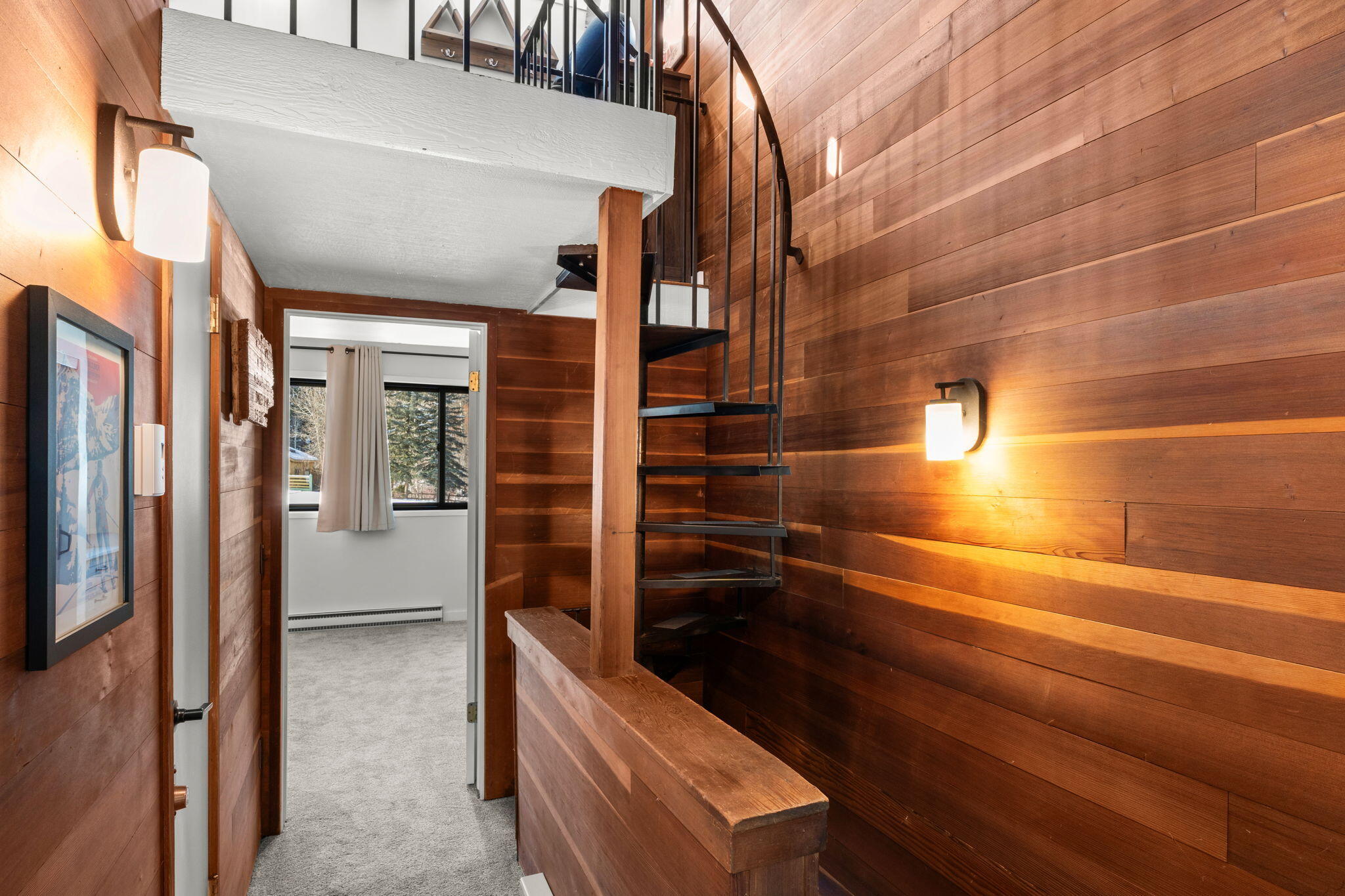 119 Picabo Street, Unit B2 Ketchum, ID 83340 - Photo 19 of 36 Hallway - 2nd Floor