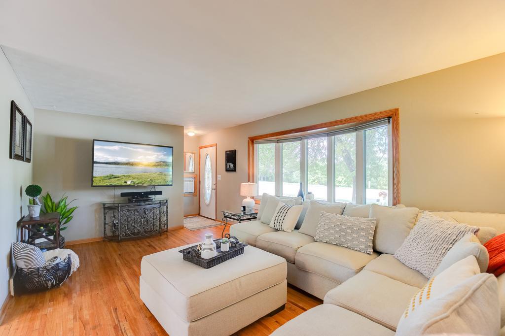 2062 Diffley Road Eagan, MN 55122 - Photo 3 of 25 Gallery Image 3