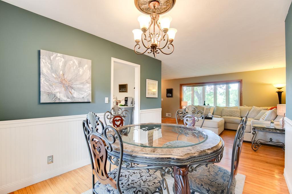 2062 Diffley Road Eagan, MN 55122 - Photo 4 of 25 Gallery Image 4