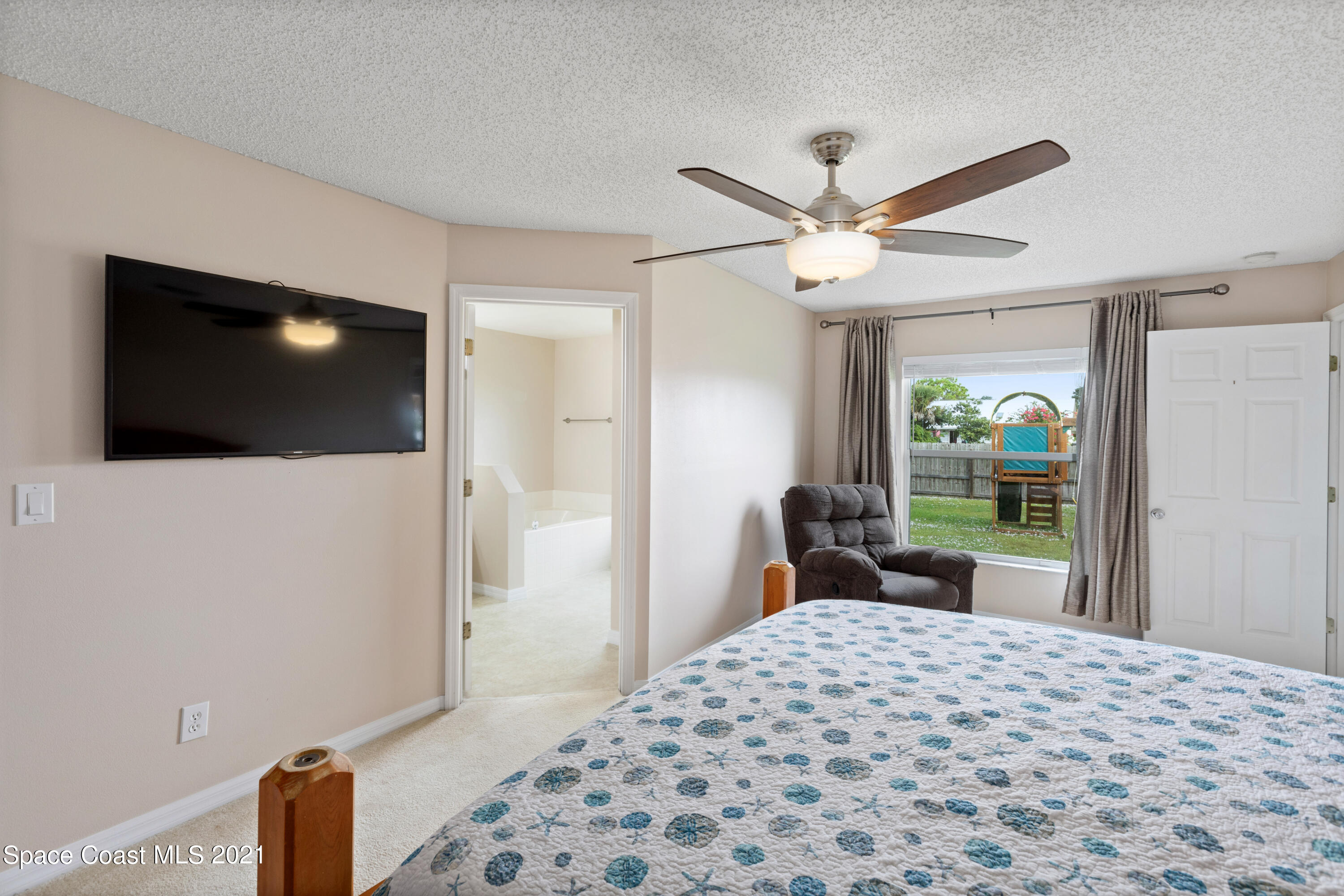 375 Lisa Road Northeast Palm Bay, FL 32907 - Photo 22 of 38 IMG_0135