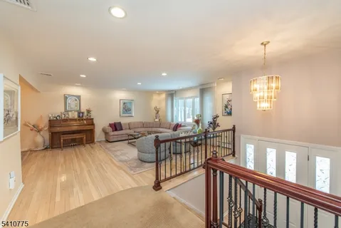 $825,000 | 15 Alba Place, Parsippany, NJ 07054