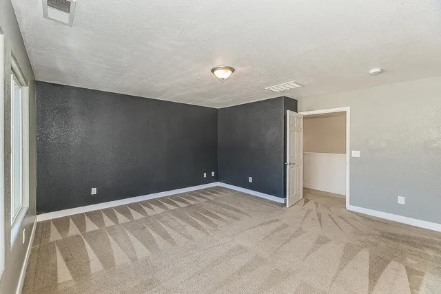 $650,000 | 2721 Holland Avenue, Clovis, CA 93611