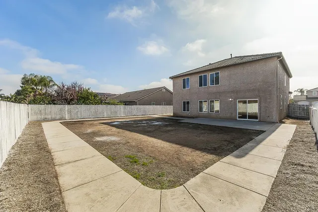 $650,000 | 2721 Holland Avenue, Clovis, CA 93611