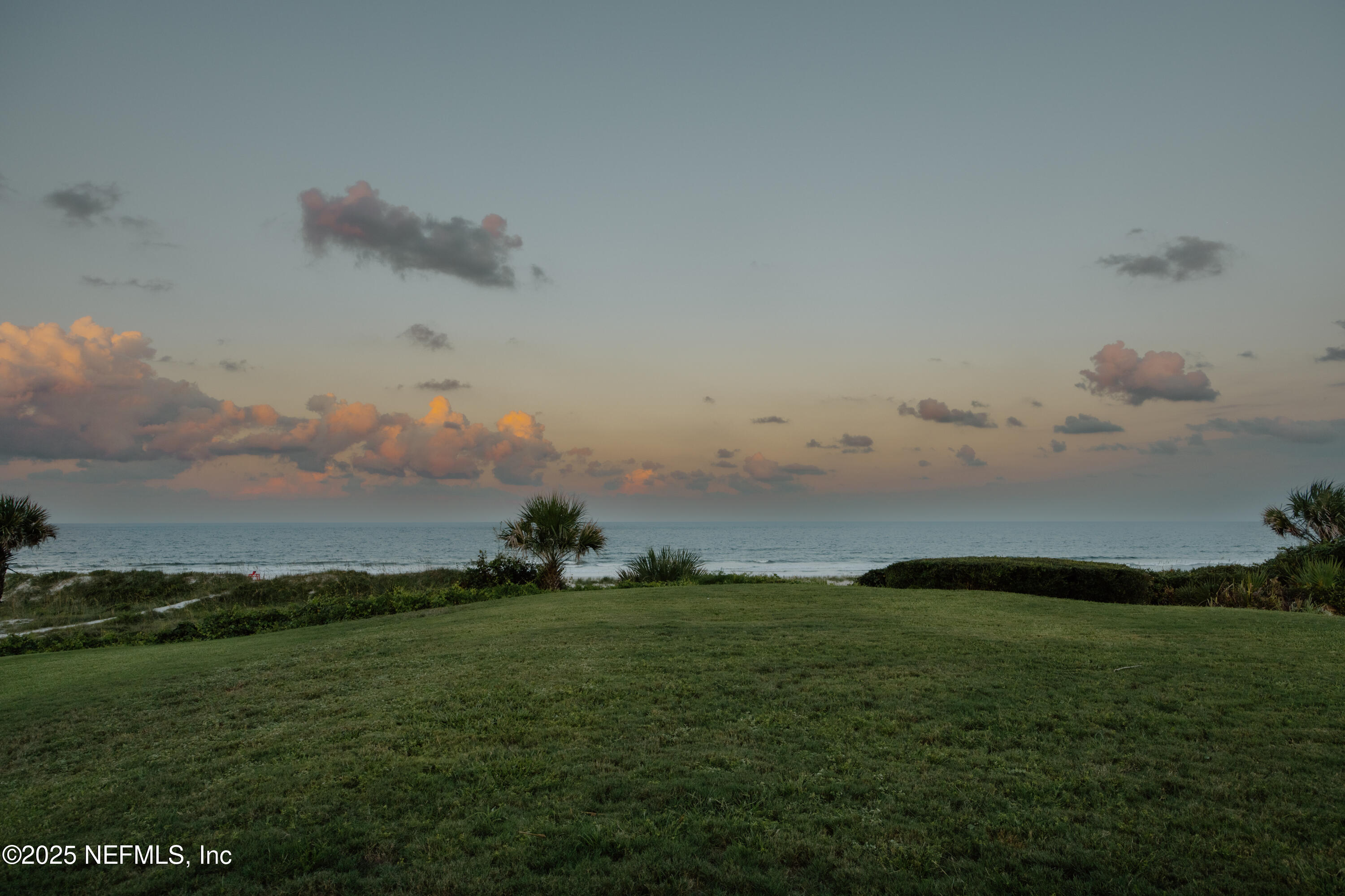 2277 Seminole Road, Unit M Atlantic Beach, FL 32233 - Photo 4 of 49 a view of outdoor space and yard
