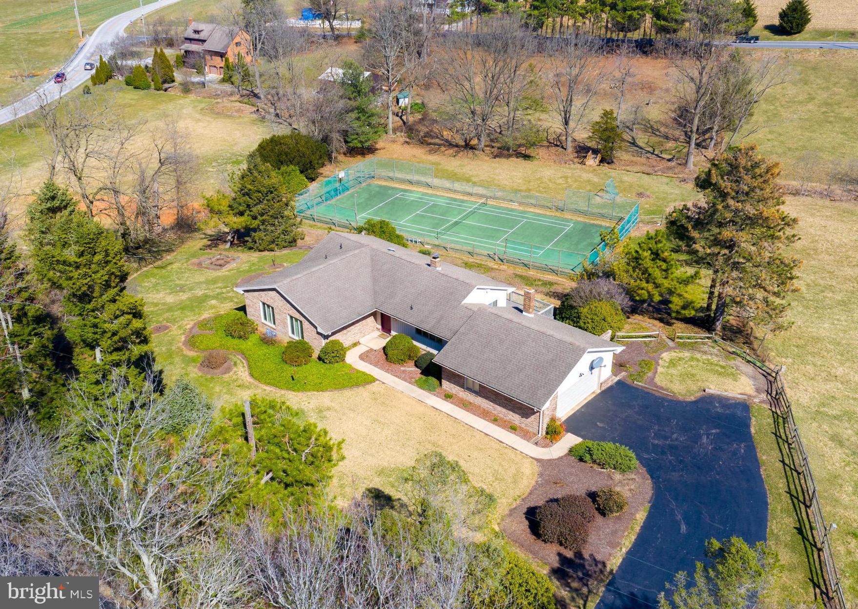 390 Oak Road Dallastown, PA 17313 - Photo 1 of 62 Gallery Image 1