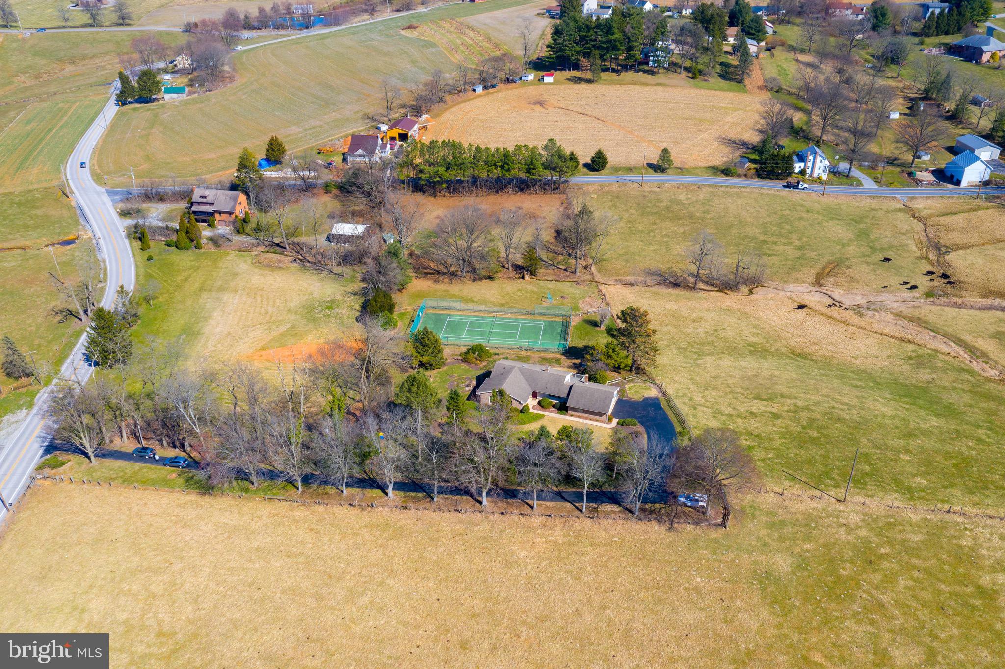 390 Oak Road Dallastown, PA 17313 - Photo 13 of 62 Gallery Image 13