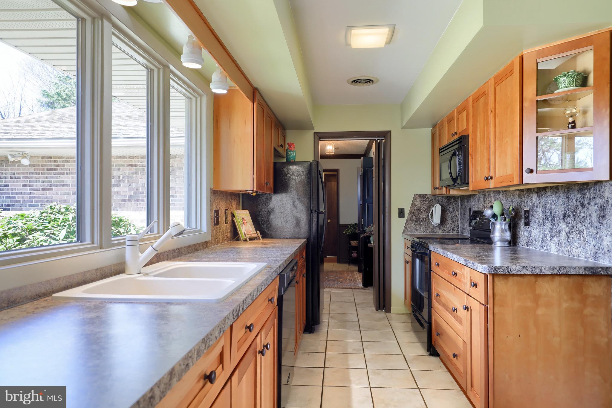 390 Oak Road Dallastown, PA 17313 - Photo 23 of 62 Gallery Image 23