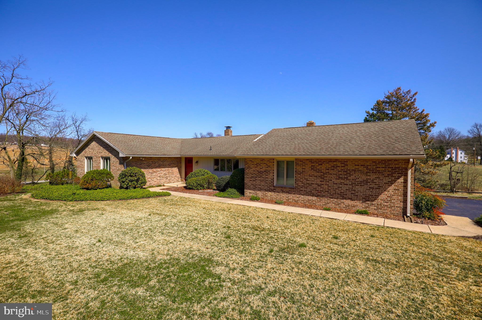 390 Oak Road Dallastown, PA 17313 - Photo 5 of 62 Gallery Image 5