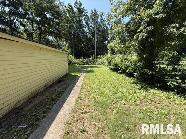 2204 East Adams Street Springfield, IL 62703 - Photo 12 of 13