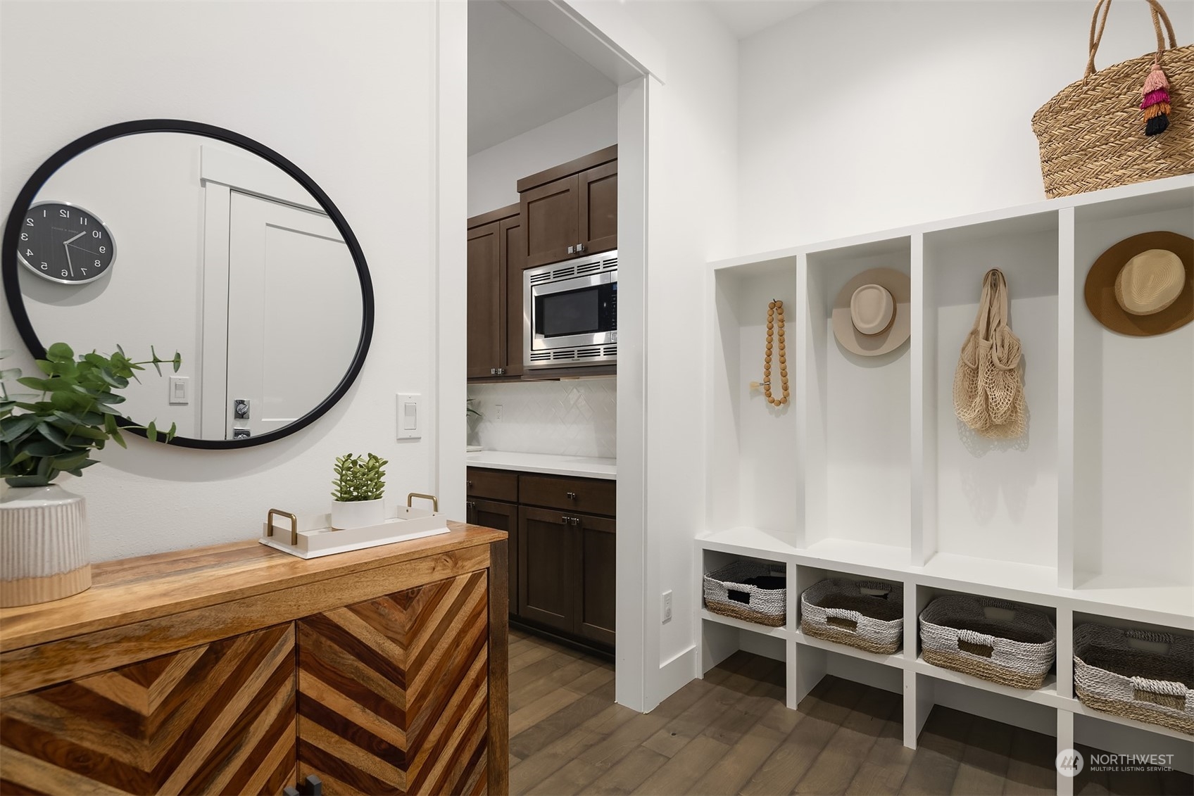 36234 Southeast Fish Hatchery Road Fall City, WA 98024 - Photo 13 of 40 a room with furniture and a mirror