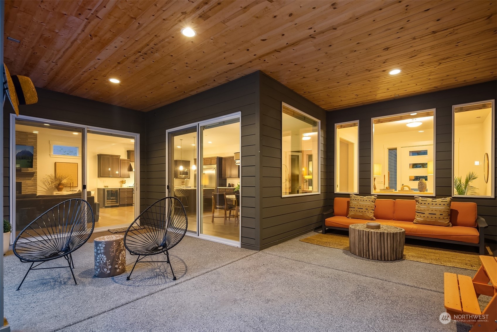 36234 Southeast Fish Hatchery Road Fall City, WA 98024 - Photo 28 of 40 a living room with furniture and a floor to ceiling window