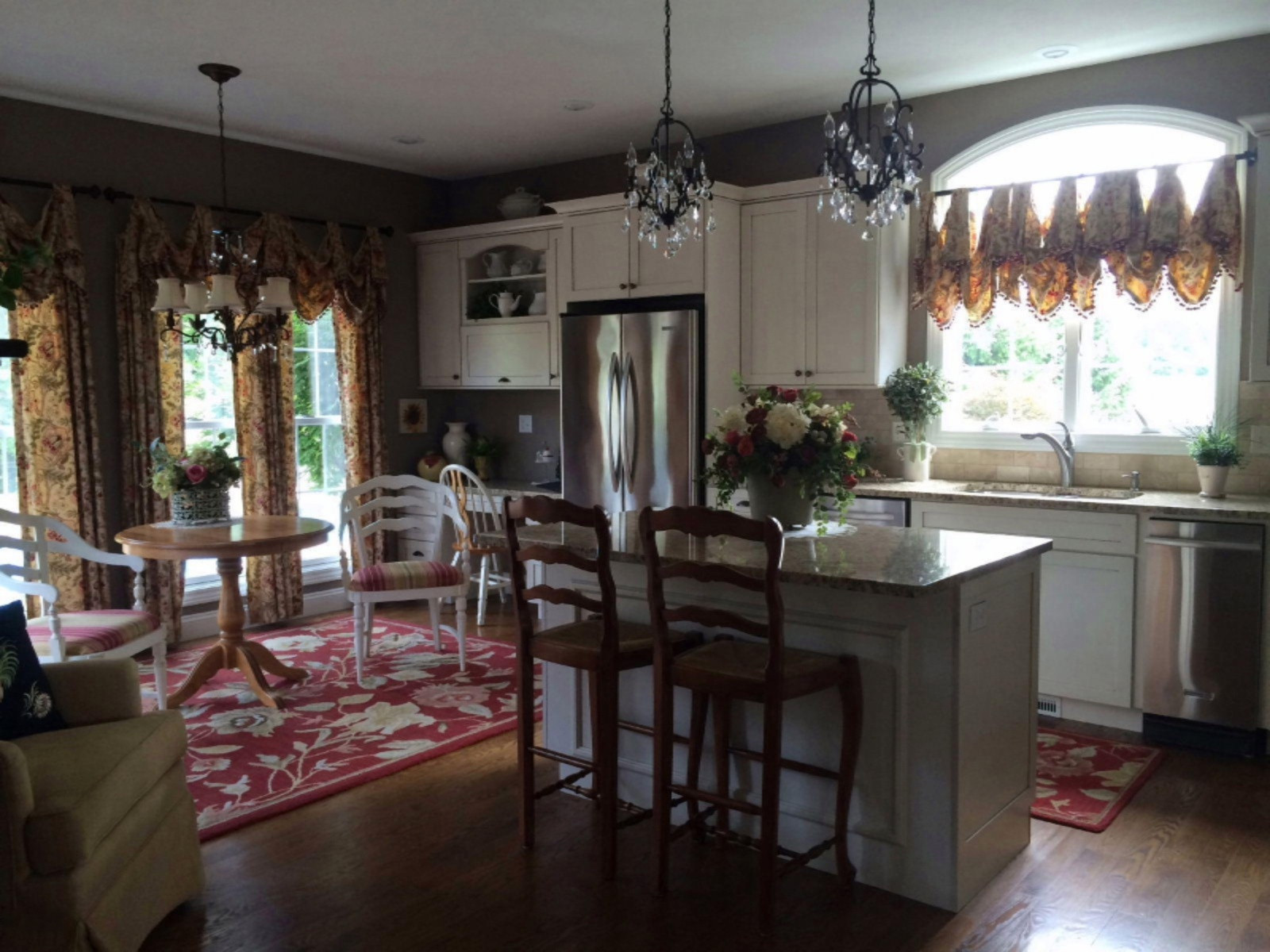 1753 Fox Ridge Trail St. Joseph, MI 49085 - Photo 6 of 36 Dylan 020.jpg