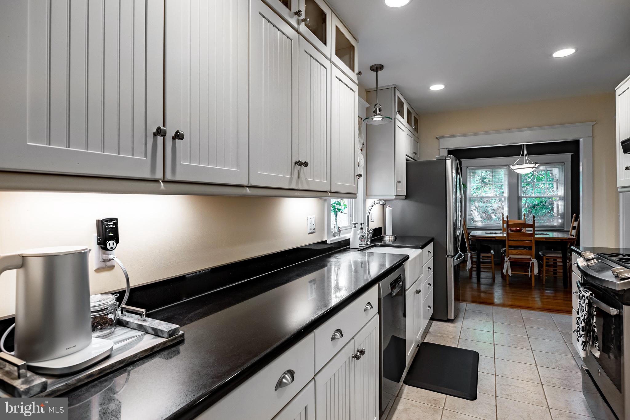 300 Oxford Road Havertown, PA 19083 - Photo 11 of 36