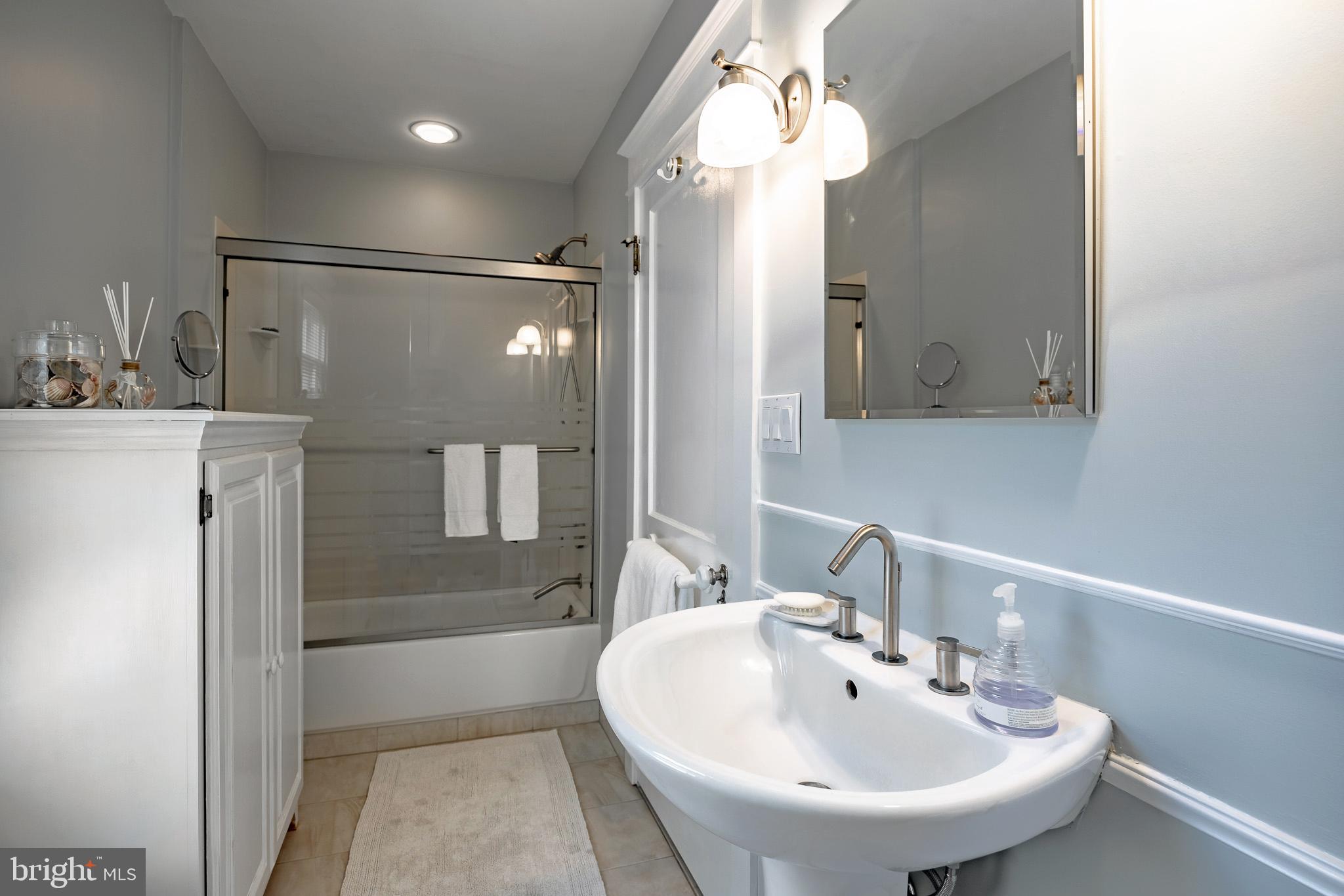 300 Oxford Road Havertown, PA 19083 - Photo 28 of 36