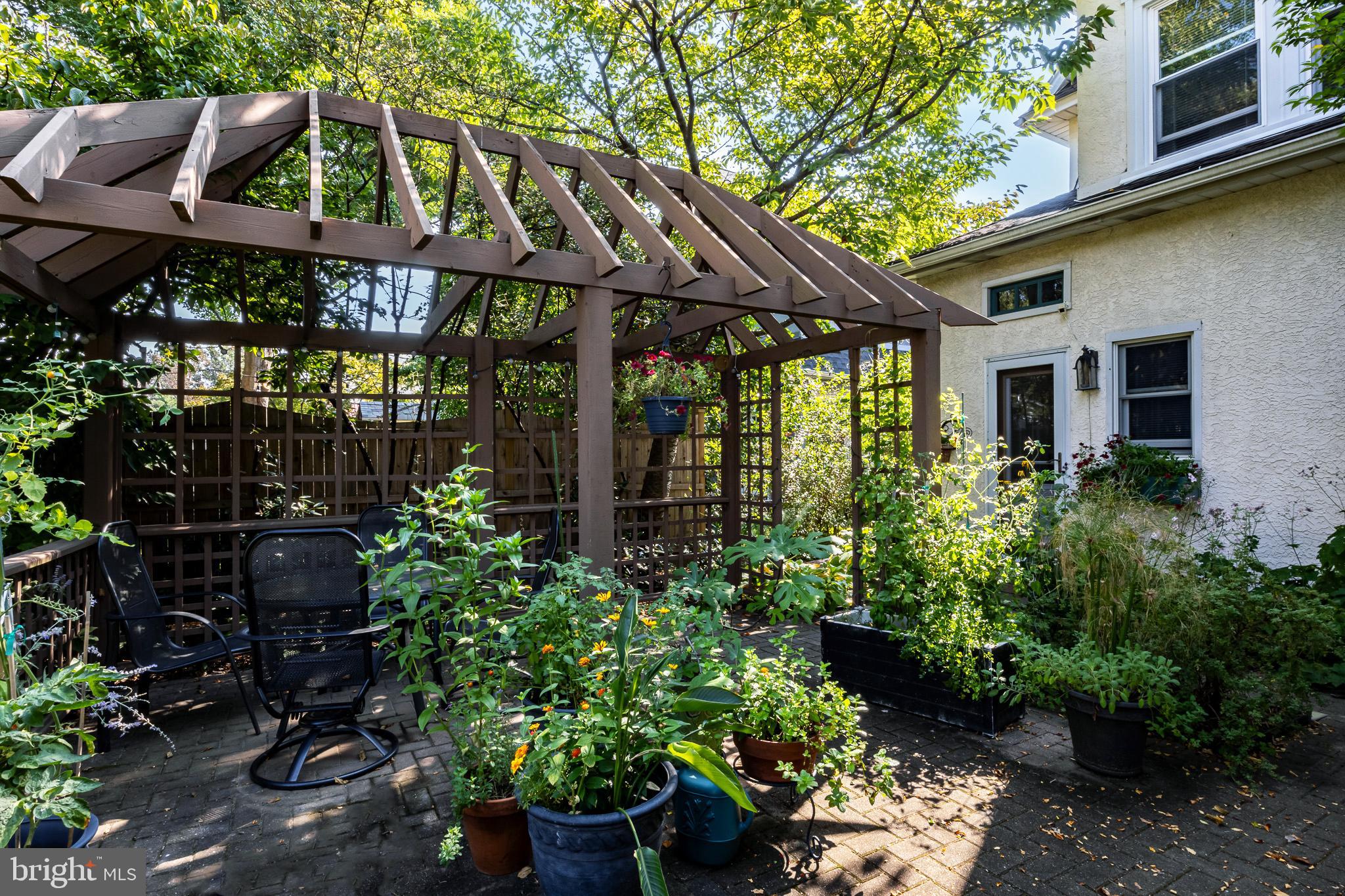 300 Oxford Road Havertown, PA 19083 - Photo 30 of 36