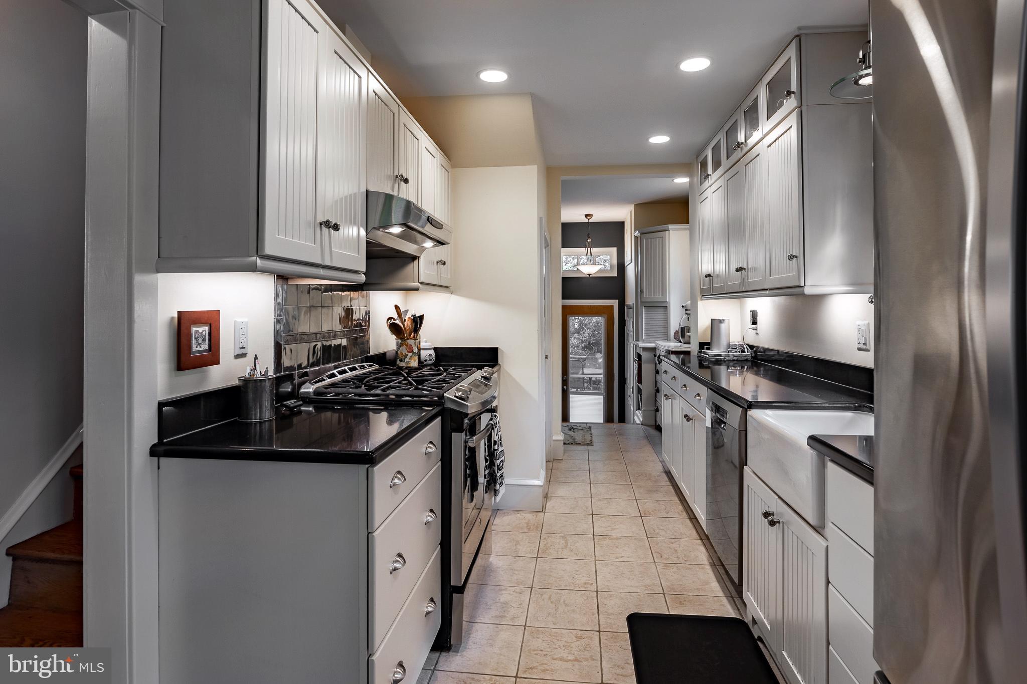 300 Oxford Road Havertown, PA 19083 - Photo 10 of 36