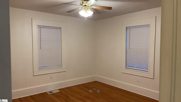$1,850 | 16 Underwood Avenue, Greenville, SC 29607