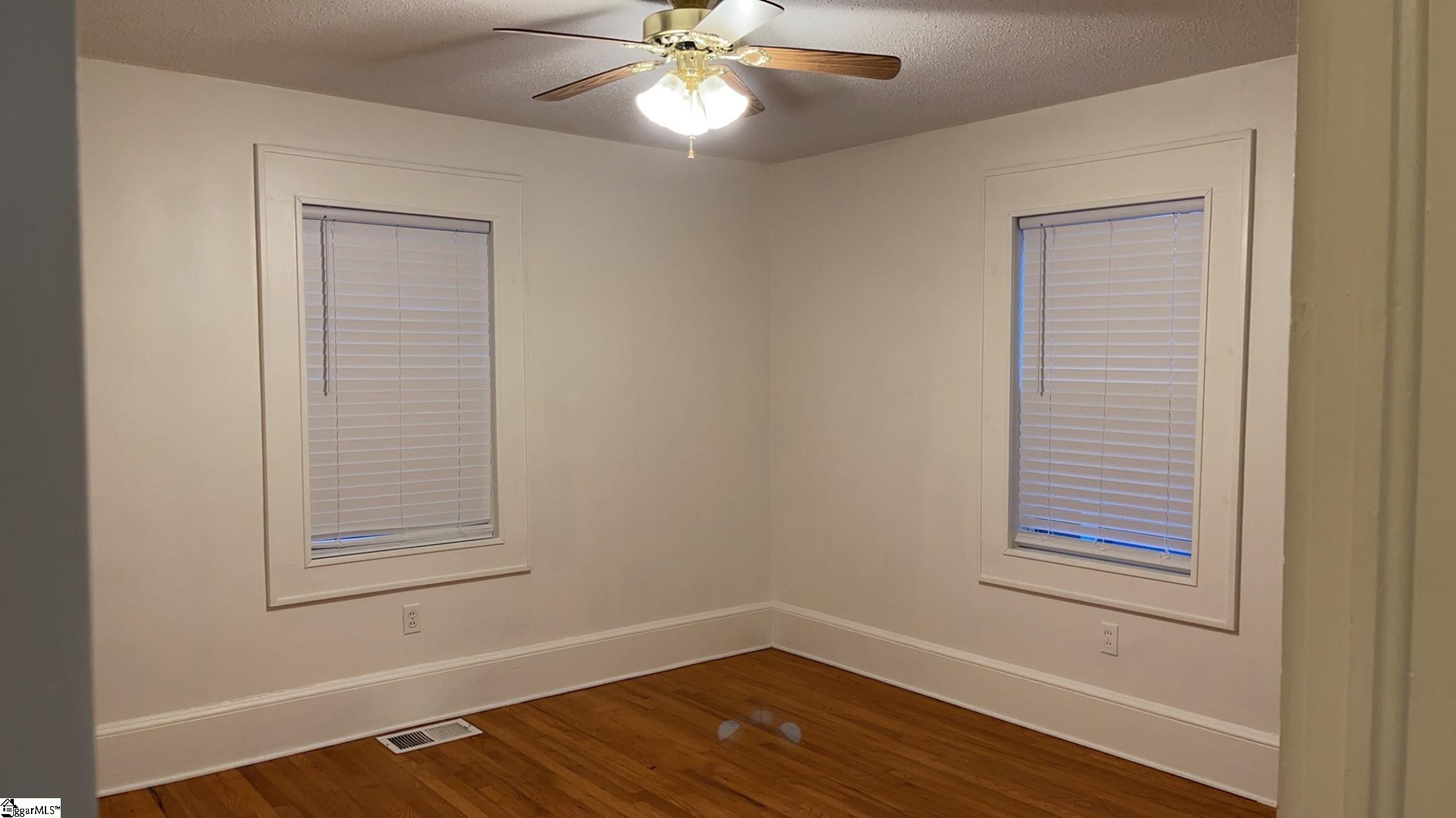 16 Underwood Avenue Greenville, SC 29607 - Photo 12 of 14