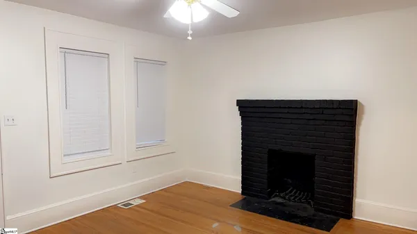 $1,850 | 16 Underwood Avenue, Greenville, SC 29607