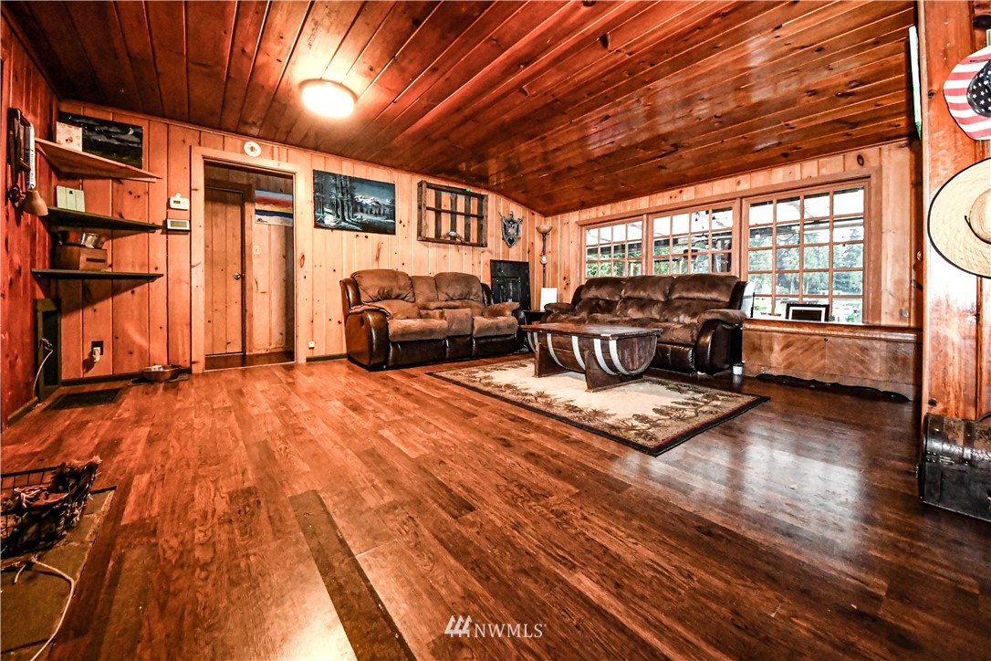 2827 Southwest Lake Roesiger Road Snohomish, WA 98290 - Photo 11 of 22