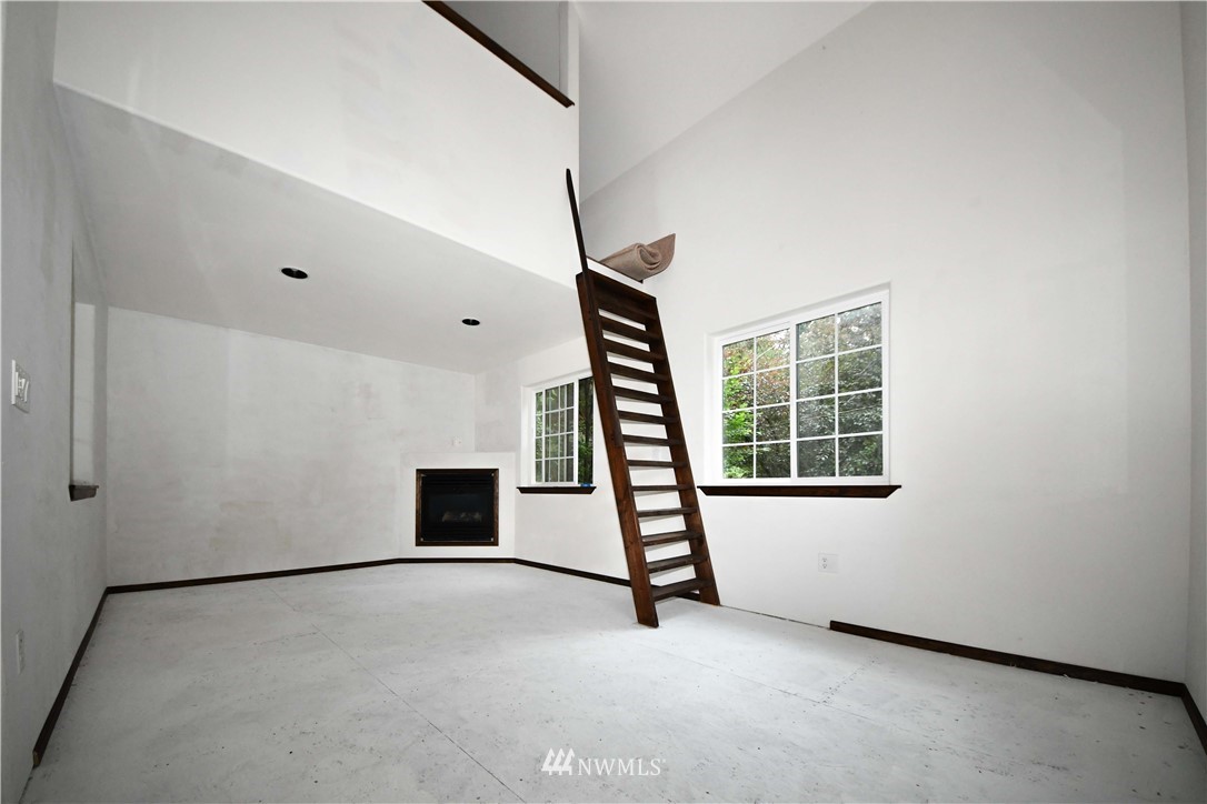 2827 Southwest Lake Roesiger Road Snohomish, WA 98290 - Photo 14 of 22