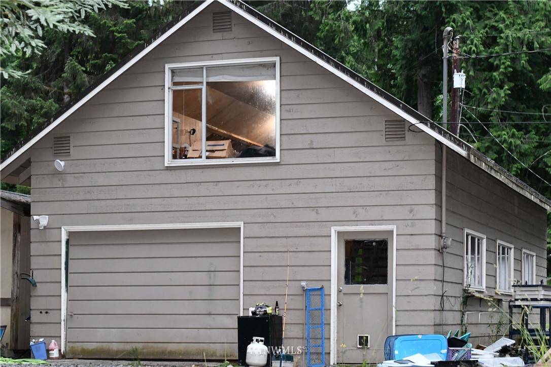 2827 Southwest Lake Roesiger Road Snohomish, WA 98290 - Photo 18 of 22