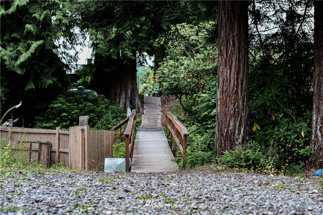 2827 Southwest Lake Roesiger Road Snohomish, WA 98290 - Photo 19 of 22