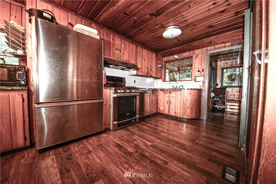 2827 Southwest Lake Roesiger Road Snohomish, WA 98290 - Photo 8 of 22