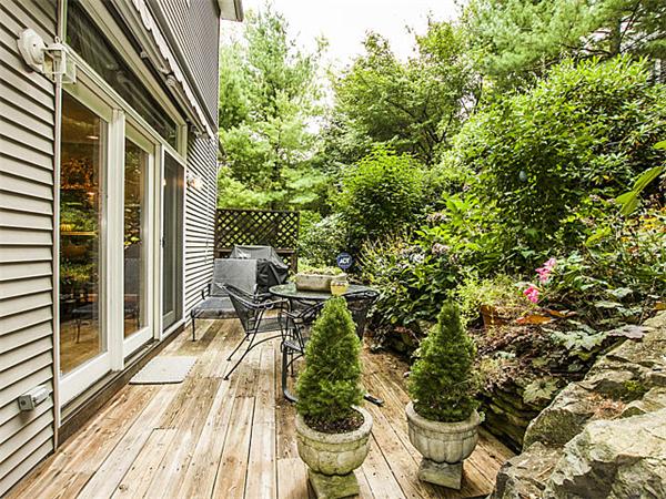 38 Thurston Road Newton, MA 02464 - Photo 3 of 23