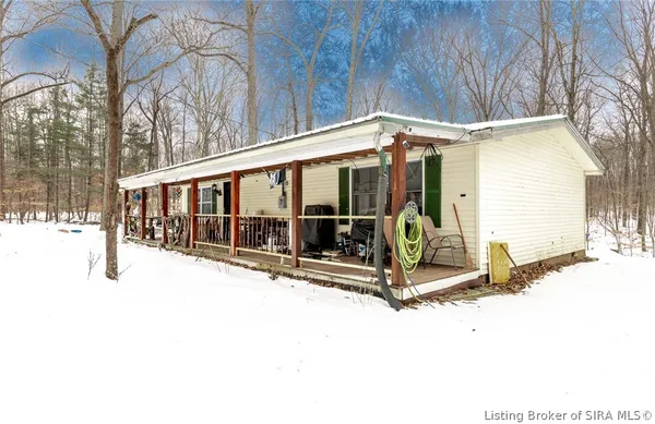 $225,000 | 2941 East Bacon Ridge Road, Marengo, IN 47140