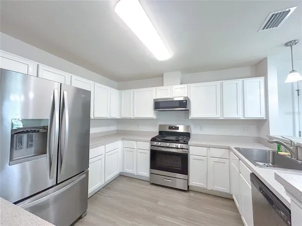 $1,700 | 2738 Southeast 21st Road, Gainesville, FL 32641