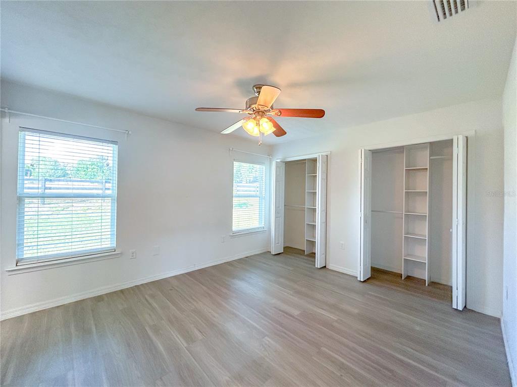 2738 Southeast 21st Road Gainesville, FL 32641 - Photo 9 of 11