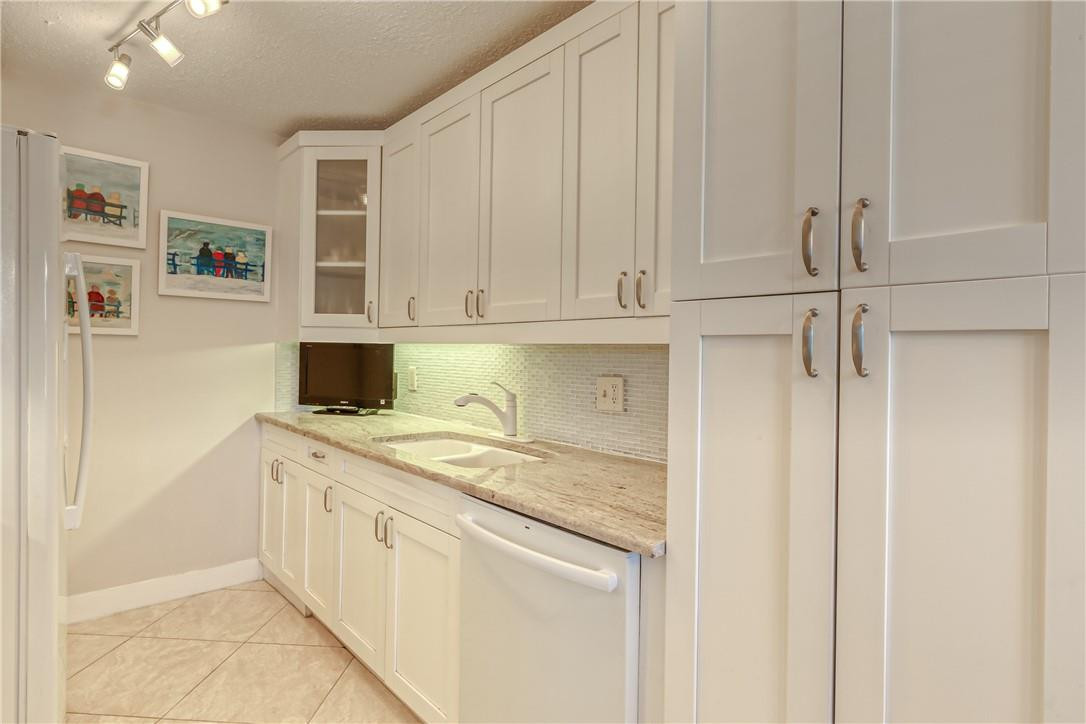 1057 Guildford East, Unit D Boca Raton, FL 33434 - Photo 1 of 38 Photo 1