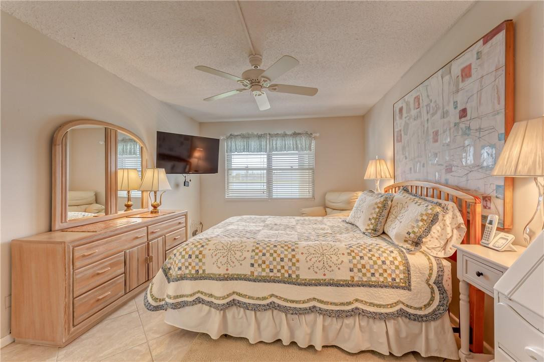 1057 Guildford East, Unit D Boca Raton, FL 33434 - Photo 3 of 38 Photo 3